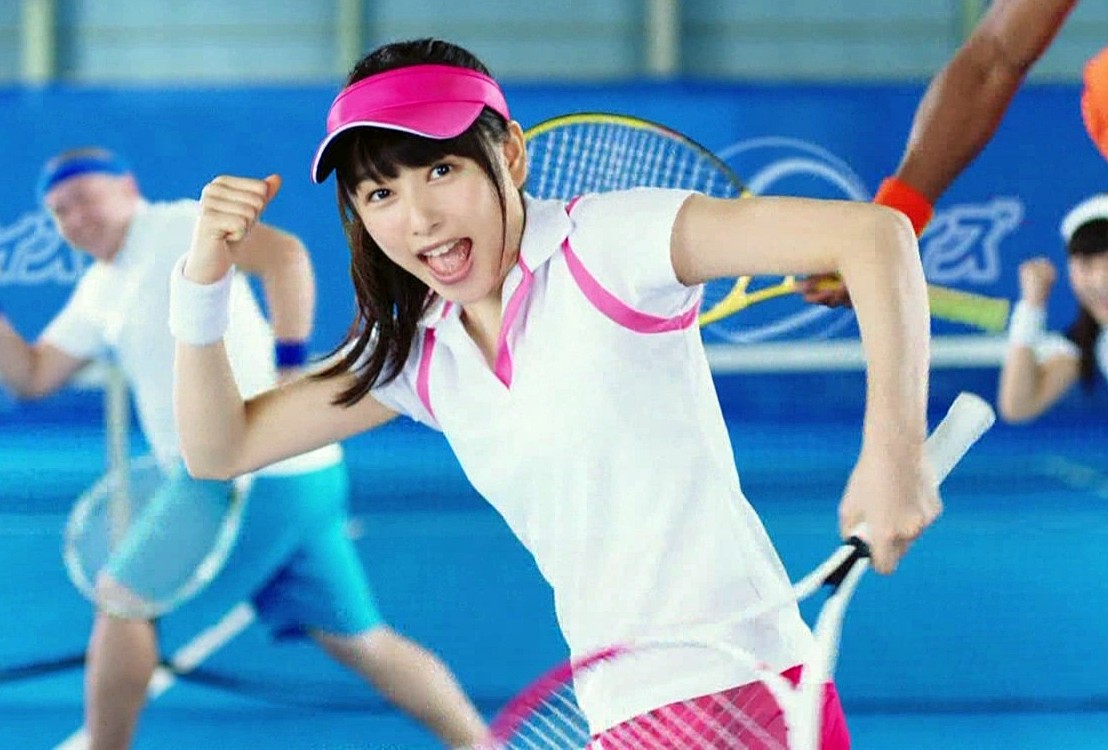 岡山の奇跡こと「桜井日奈子」さん、おっぱい谷間解禁
